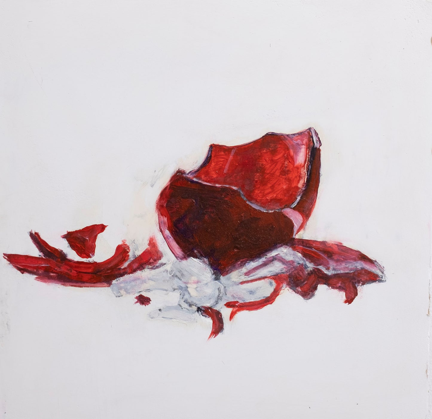 Broken glass from the old glass factory in Rangún 01